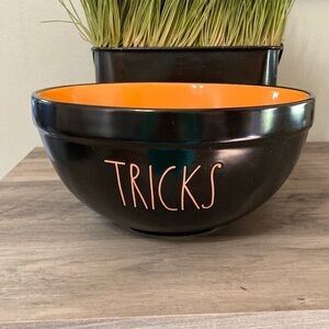 Rae Dunn HALLOWEEN TRICKS CERAMIC Black and Orange Halloween BOWL